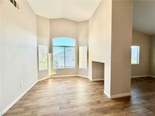 8917 Waltzing Waters Court, Las Vegas, NV 89147