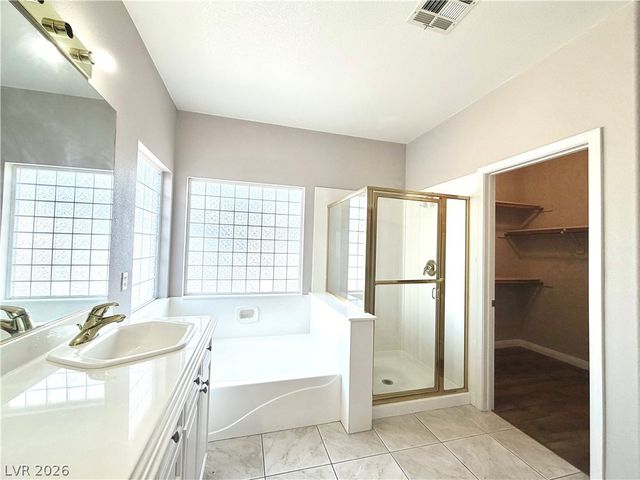 8917 Waltzing Waters Court, Las Vegas, NV 89147