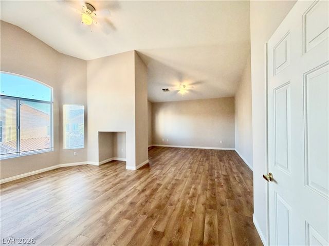 8917 Waltzing Waters Court, Las Vegas, NV 89147