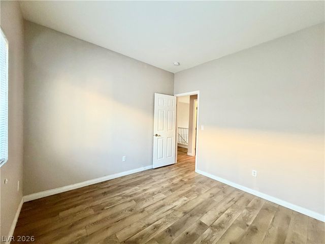 8917 Waltzing Waters Court, Las Vegas, NV 89147