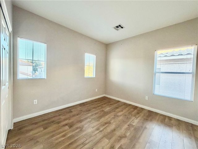 8917 Waltzing Waters Court, Las Vegas, NV 89147