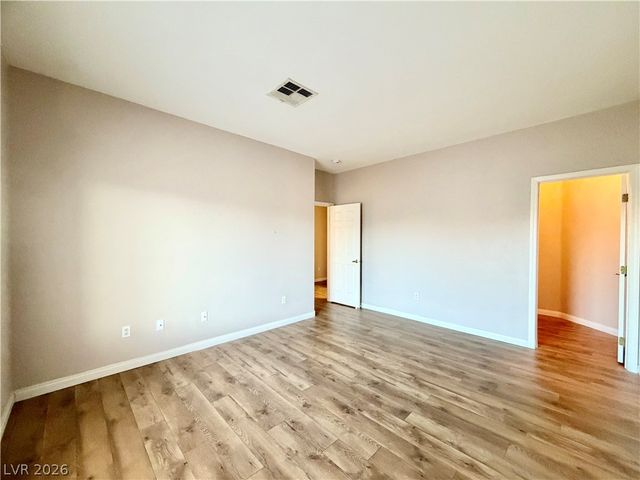 8917 Waltzing Waters Court, Las Vegas, NV 89147
