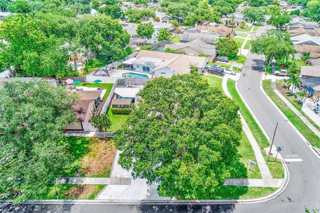 7969 SOMERSET DRIVE, Largo, FL 33773