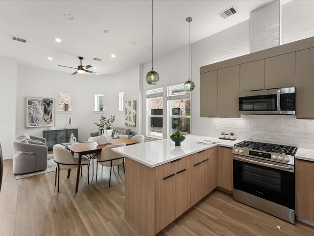 2598 W Tidwell Road, Houston, TX 77091