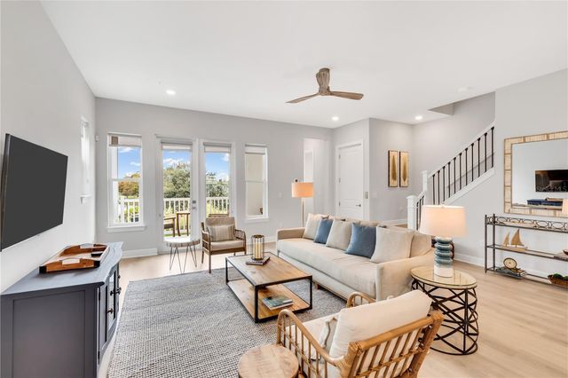 421 GOWDY ROAD, Sarasota, FL 34237