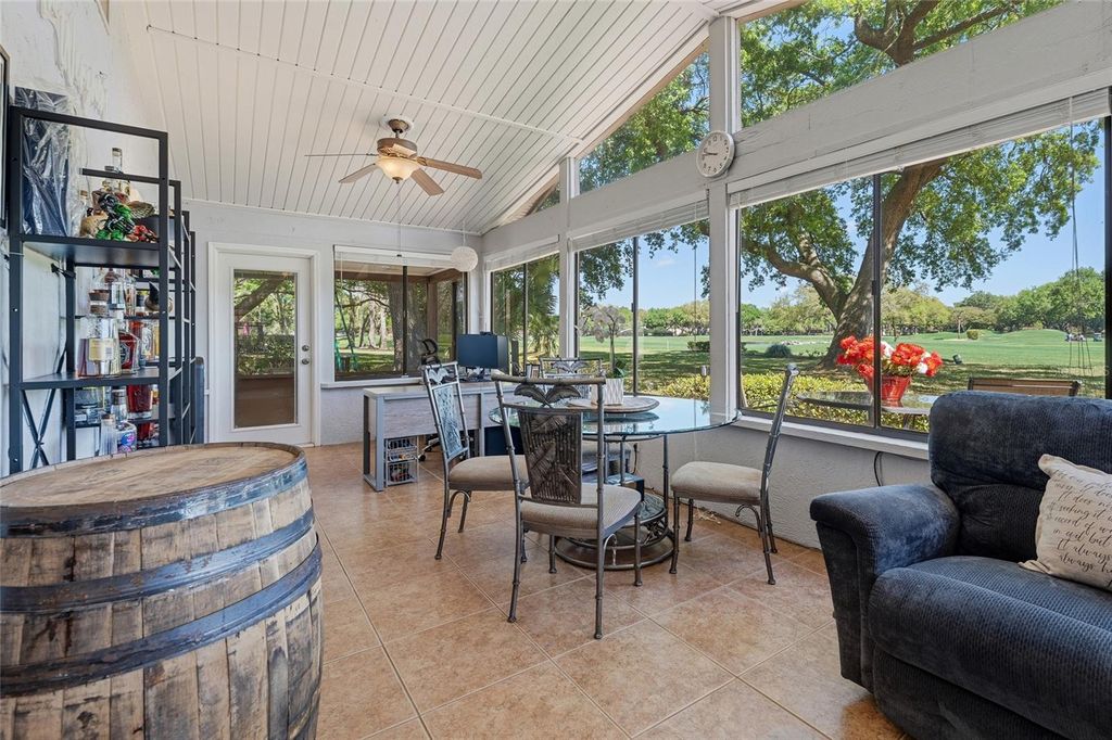 Image 14 of property listing at 6349 PARSON BROWN DRIVE, Orlando, FL 32819