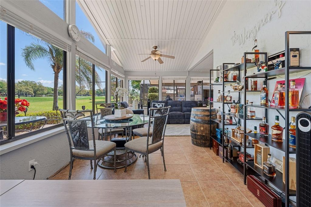 Image 15 of property listing at 6349 PARSON BROWN DRIVE, Orlando, FL 32819