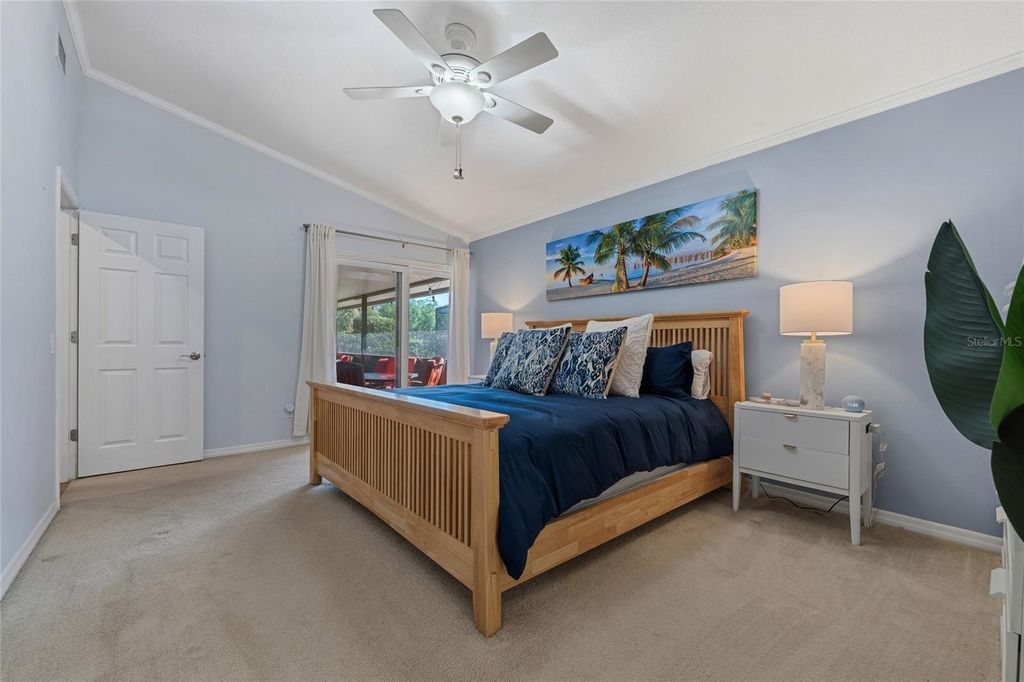 Image 10 of property listing at 6349 PARSON BROWN DRIVE, Orlando, FL 32819