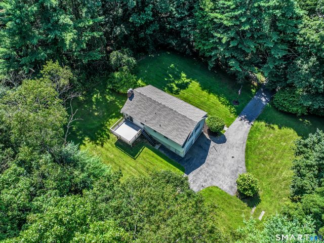 4 Beaver Bog Road, New Fairfield, CT 06812