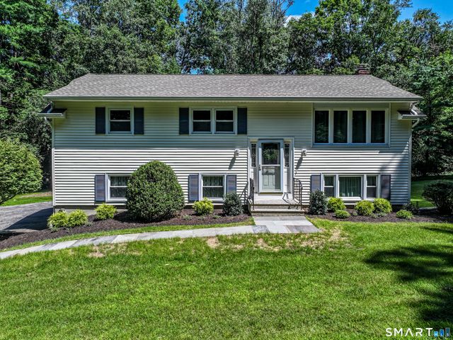4 Beaver Bog Road, New Fairfield, CT 06812