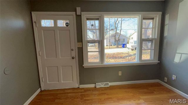 3212 W Tennyson Avenue, St Louis, MO 63114