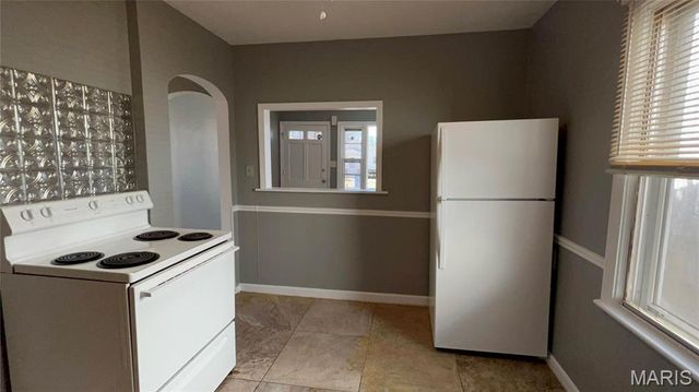 3212 W Tennyson Avenue, St Louis, MO 63114