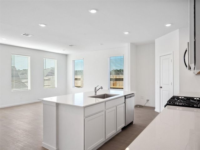 826 Ridgewood Cliffs Court, Willis, TX 77378