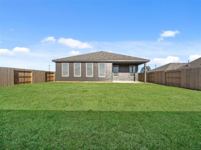 826 Ridgewood Cliffs Court, Willis, TX 77378