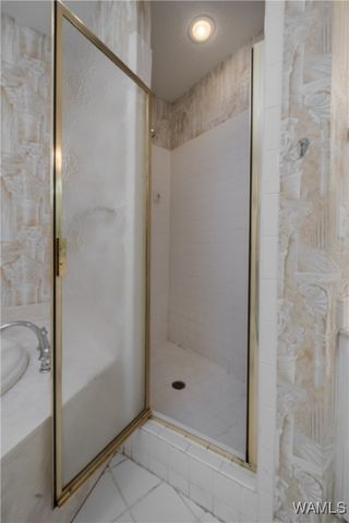 6108 Greystone, Tuscaloosa, AL 35406