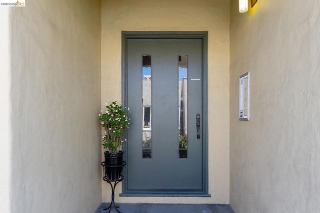 615 Hillsborough ST, Oakland, CA 94606