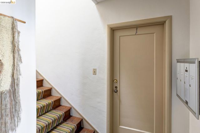 615 Hillsborough ST, Oakland, CA 94606
