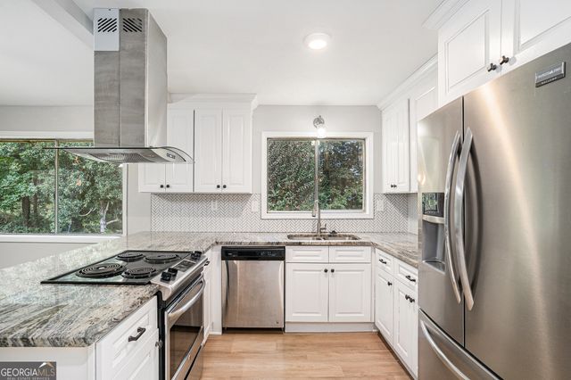 3946 Flakes Mill Road, Decatur, GA 30034