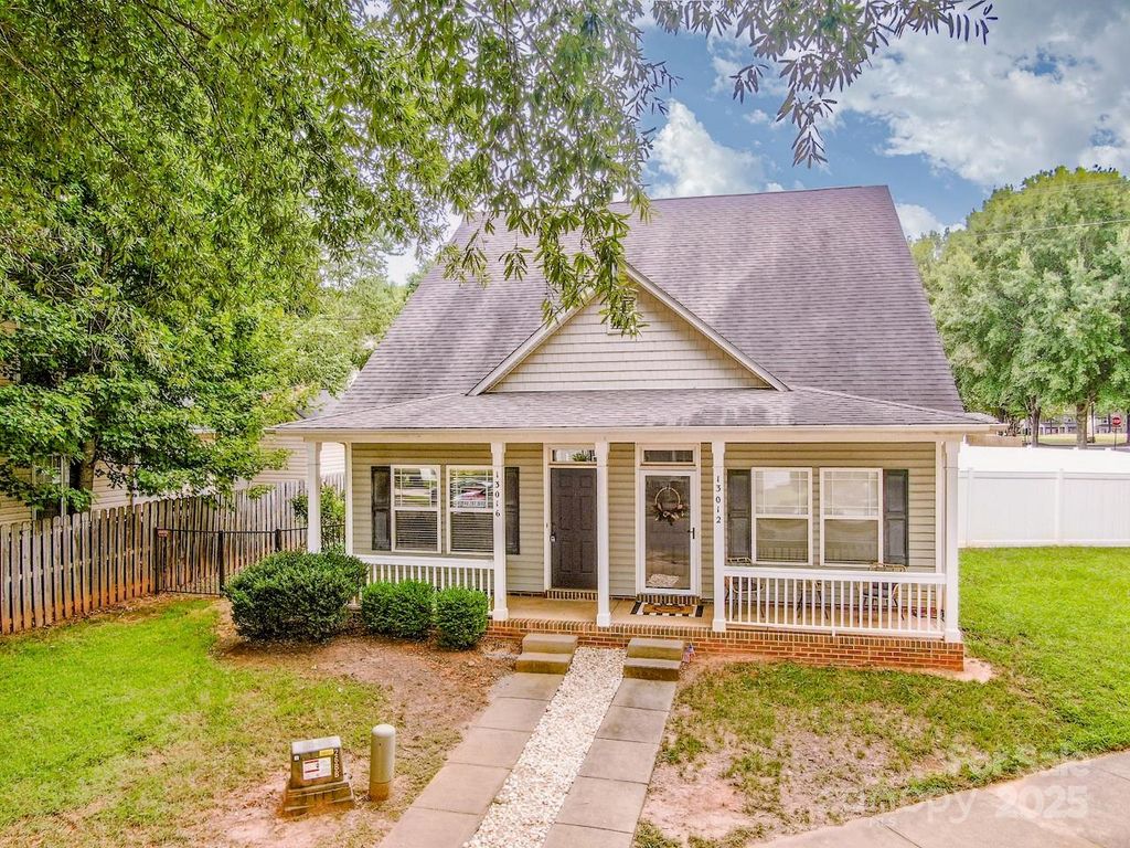 13016 Meadowmere Road, Huntersville, NC 28078