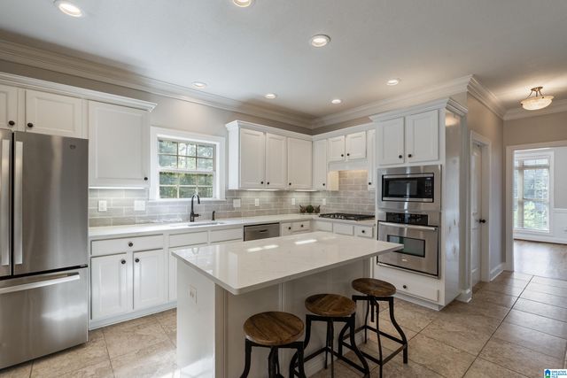 349 EMERALD LANE, Chelsea, AL 35043