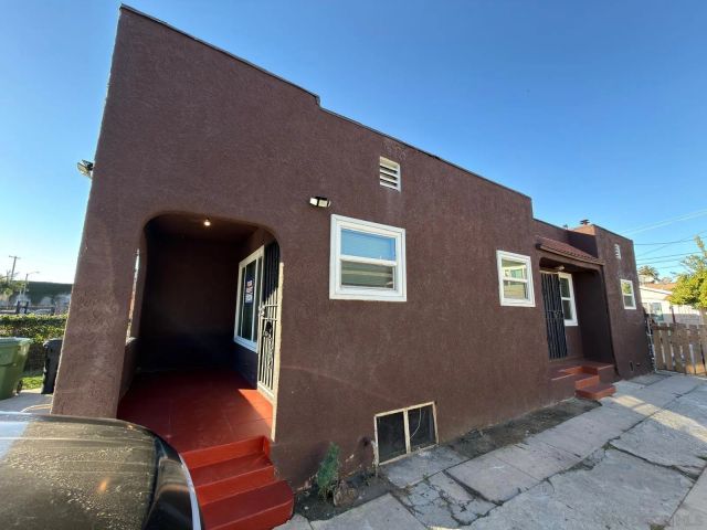 325 W 83rd ST, Los Angeles, CA 90003