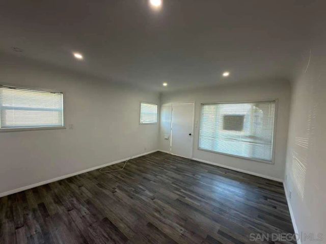 325 W 83rd ST, Los Angeles, CA 90003