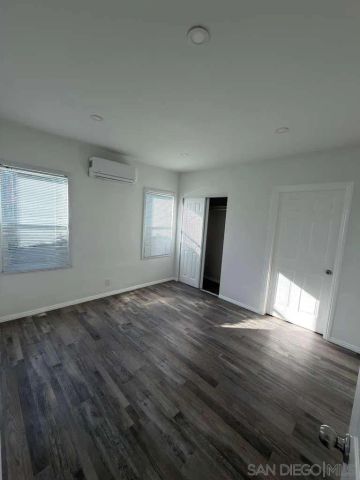 325 W 83rd ST, Los Angeles, CA 90003