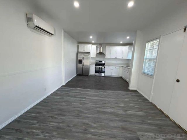 325 W 83rd ST, Los Angeles, CA 90003