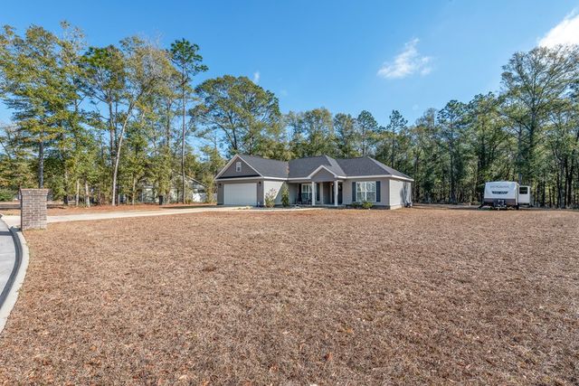 462 Wilshire Street, Geneva, AL 36340