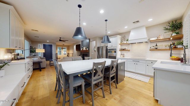 2968 E AGRITOPIA Loop N, Gilbert, AZ 85296