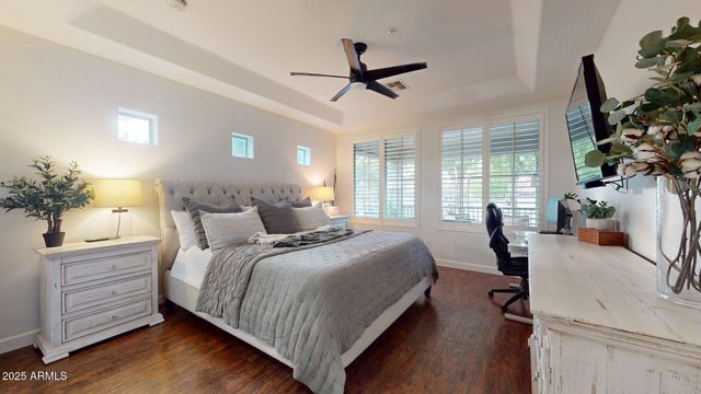 2968 E AGRITOPIA Loop N, Gilbert, AZ 85296