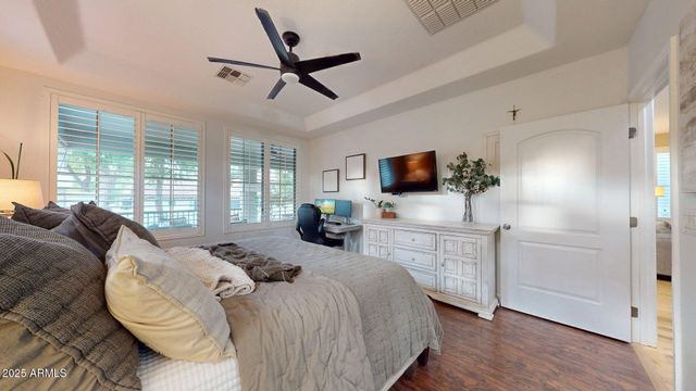 2968 E AGRITOPIA Loop N, Gilbert, AZ 85296