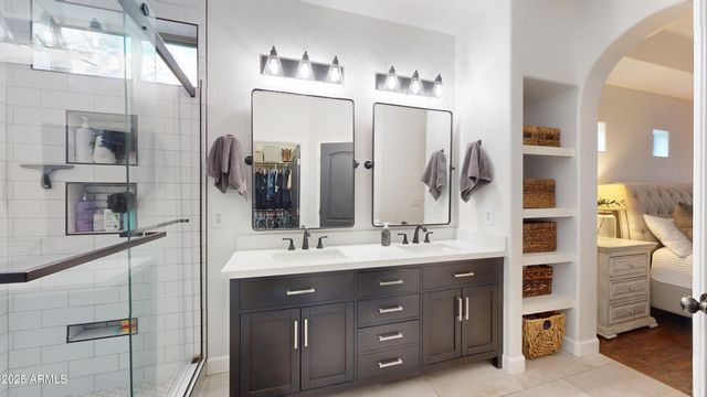 2968 E AGRITOPIA Loop N, Gilbert, AZ 85296