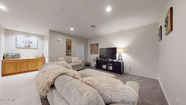 2968 E AGRITOPIA Loop N, Gilbert, AZ 85296