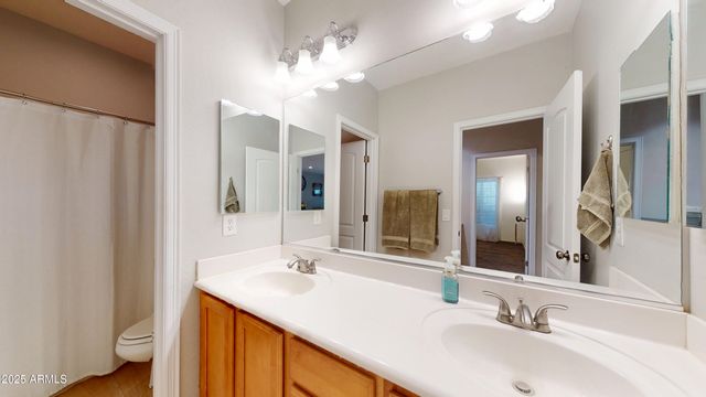 2968 E AGRITOPIA Loop N, Gilbert, AZ 85296