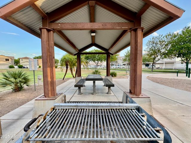 2968 E AGRITOPIA Loop N, Gilbert, AZ 85296