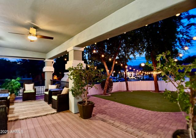 2968 E AGRITOPIA Loop N, Gilbert, AZ 85296