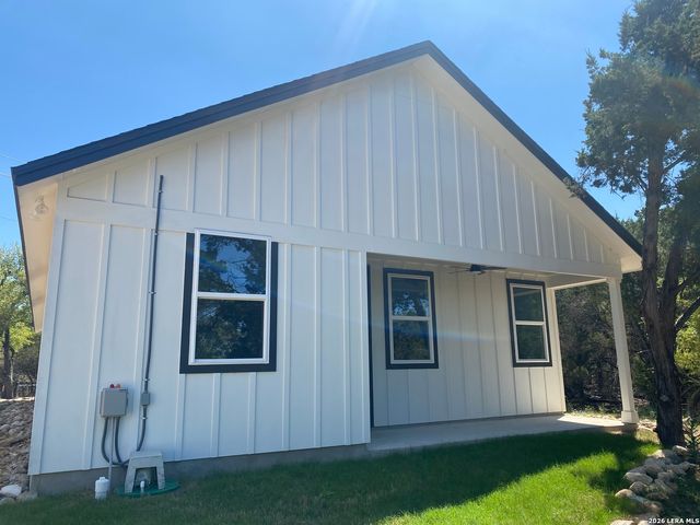 729 Canyon Bend, Canyon Lake, TX 78133