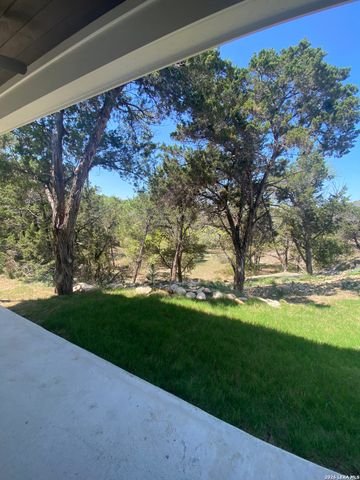 729 Canyon Bend, Canyon Lake, TX 78133