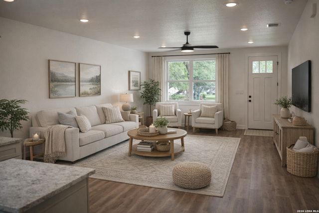 729 Canyon Bend, Canyon Lake, TX 78133