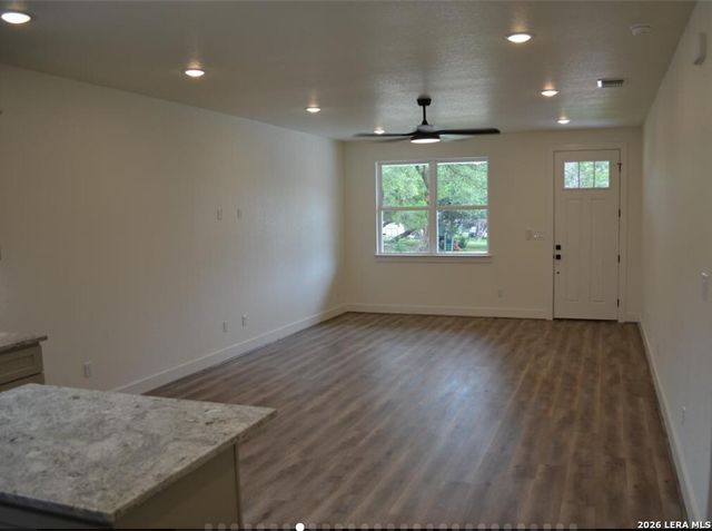 729 Canyon Bend, Canyon Lake, TX 78133