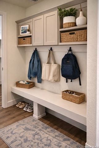 729 Canyon Bend, Canyon Lake, TX 78133