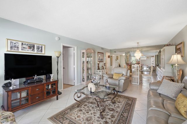 3920 Inverrary Boulevard, Lauderhill, FL 33319