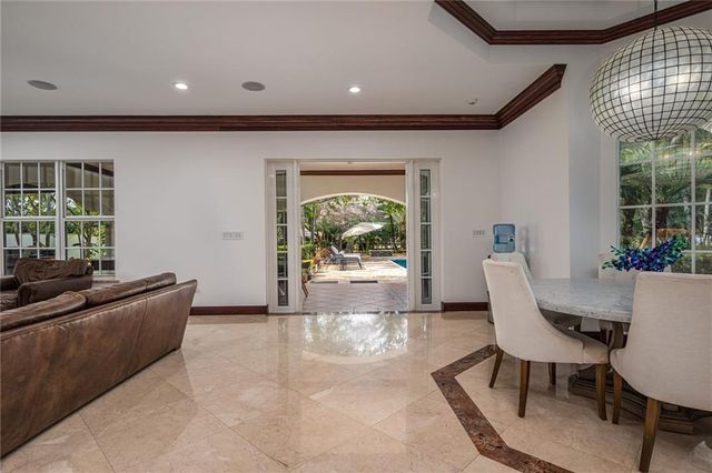 6465 SW 178th Ave, Southwest Ranches, FL 33331