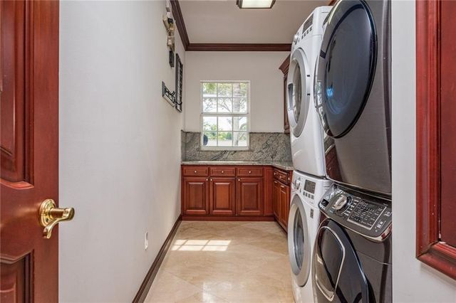 6465 SW 178th Ave, Southwest Ranches, FL 33331