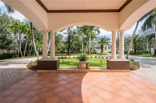 6465 SW 178th Ave, Southwest Ranches, FL 33331