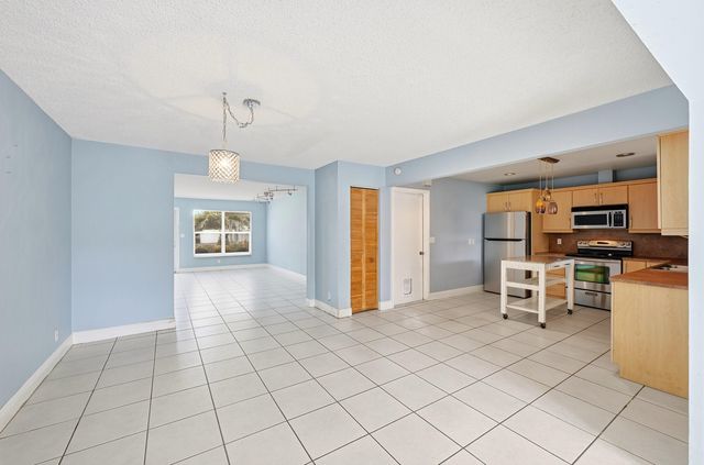 3127 NW 67th Court, Fort Lauderdale, FL 33309