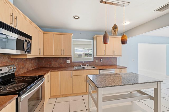 3127 NW 67th Court, Fort Lauderdale, FL 33309