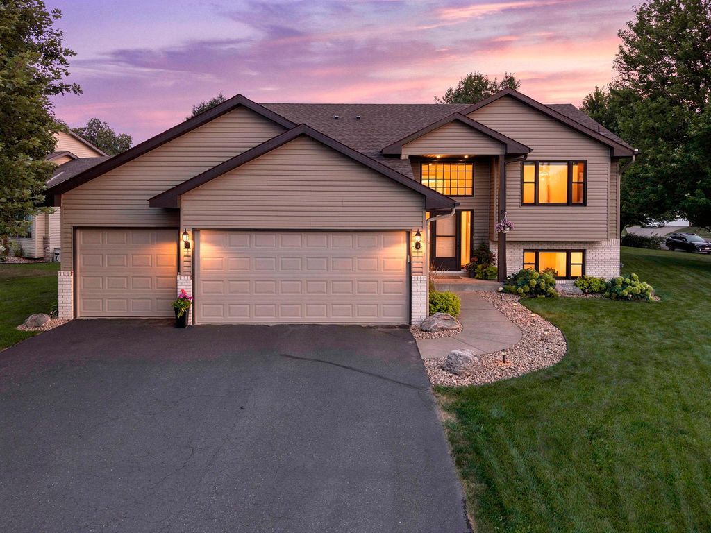 5715 159th Street N, Hugo, MN 55038 — exterior