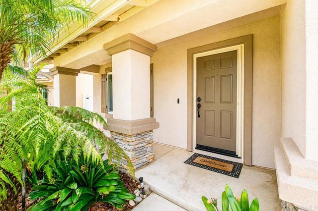 421 Lexington Circle, Oceanside, CA 92057
